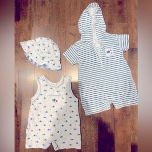 Kissy kissy 3 pc whale set w terry romper, play suit and sun hat